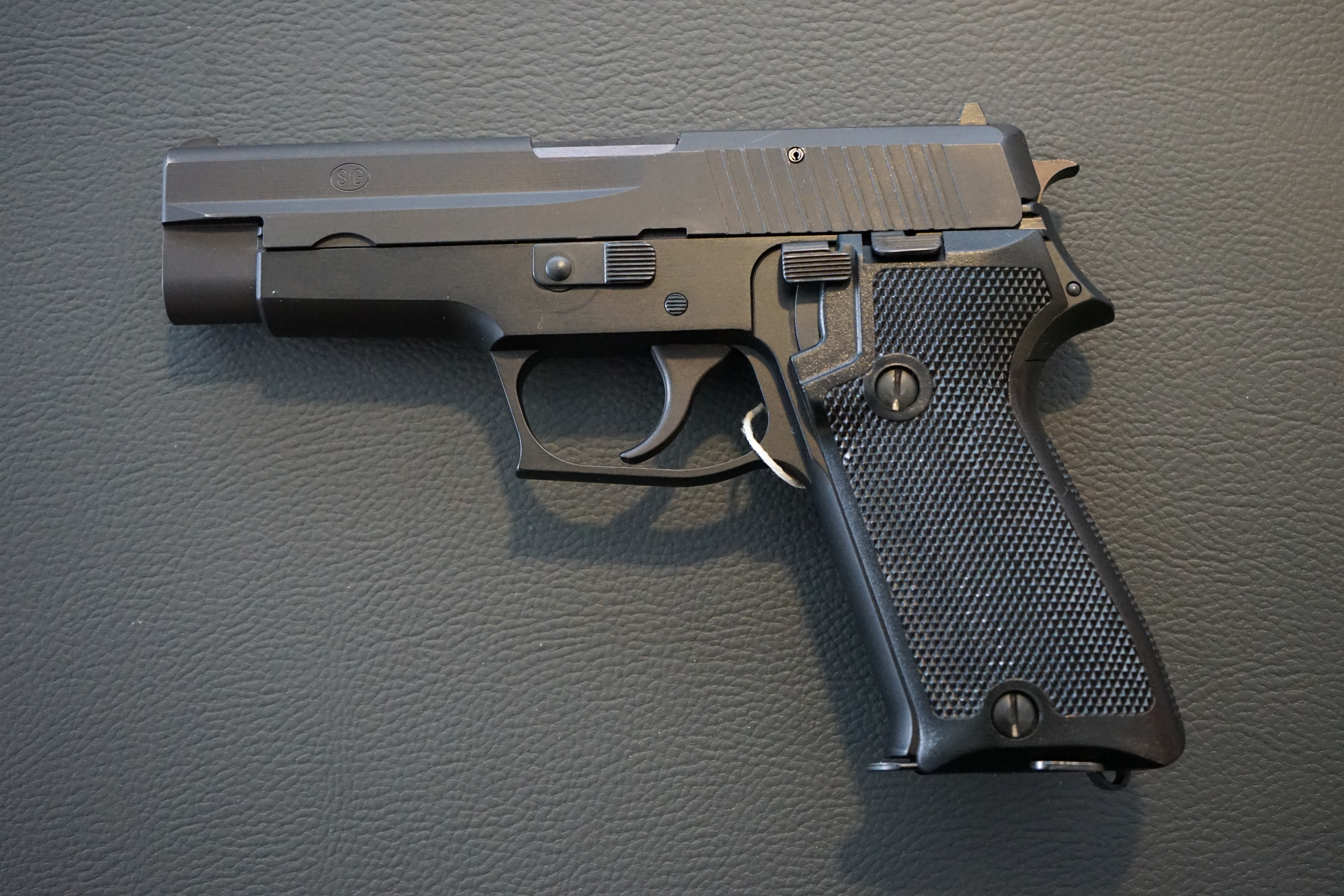 P220A__2_
